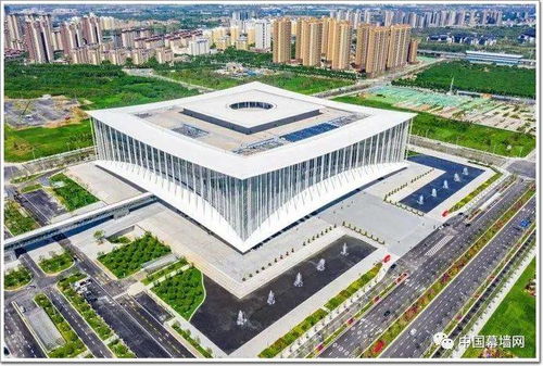 中建深装巧琢丝路弦月，西安新地标打榜2021幕墙工程奖